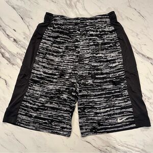 Nike Men's Small Dri Fit Athletic Basketball Running Shorts Black Gray EUC